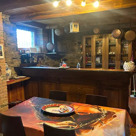 Alba Di Montanaria Apartamento Brosso