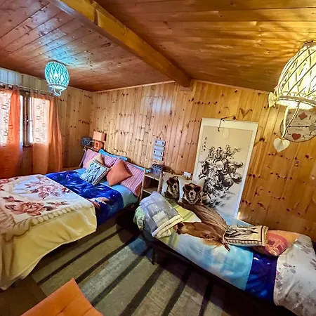 Casetta In Legno Alba Di Montanaria Lejlighed Brosso