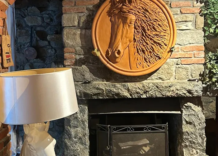 Alba Di Montanaria Lägenhet *