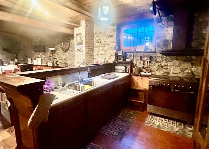 Lägenhet Alba Di Montanaria