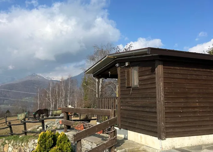 Apartment Casetta In Legno Alba Di Montanaria Brosso