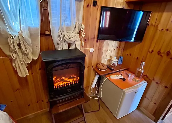 Apartment Casetta In Legno Alba Di Montanaria Brosso